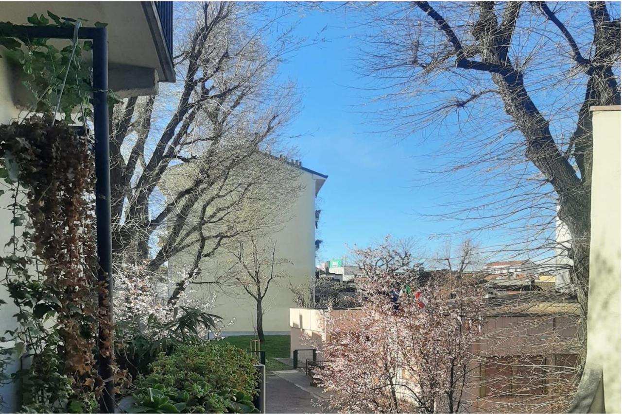 Appartamento In Centro A Milano Con A/C & Wi-Fi Exteriör bild